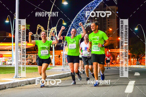 Buy your photos of the event5 Corrida Noturna Unimed Cascavel on Fotop