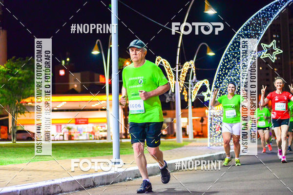 Buy your photos of the event5 Corrida Noturna Unimed Cascavel on Fotop