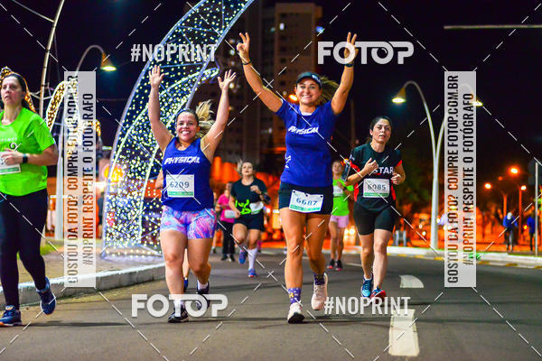 Buy your photos of the event5 Corrida Noturna Unimed Cascavel on Fotop