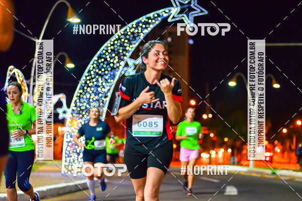 Buy your photos of the event5 Corrida Noturna Unimed Cascavel on Fotop