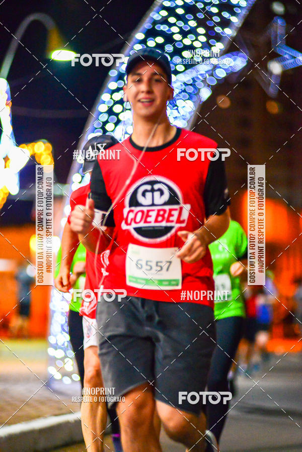 Buy your photos of the event5 Corrida Noturna Unimed Cascavel on Fotop