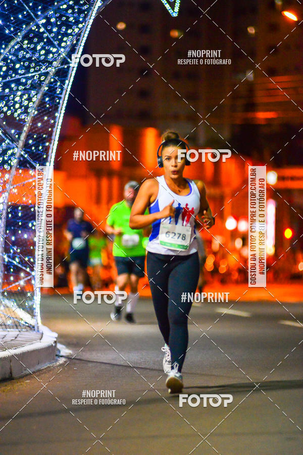 Buy your photos of the event5 Corrida Noturna Unimed Cascavel on Fotop