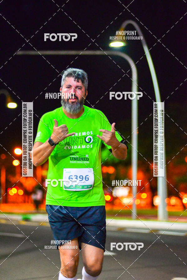 Buy your photos of the event5 Corrida Noturna Unimed Cascavel on Fotop