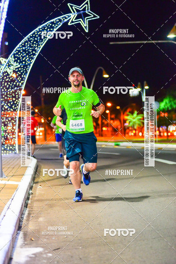 Buy your photos of the event5 Corrida Noturna Unimed Cascavel on Fotop