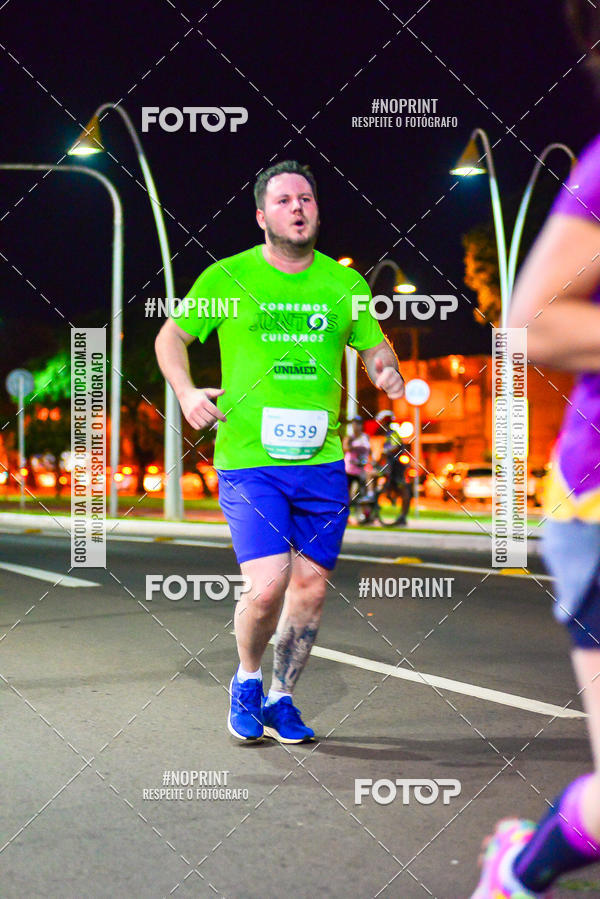 Buy your photos of the event5 Corrida Noturna Unimed Cascavel on Fotop