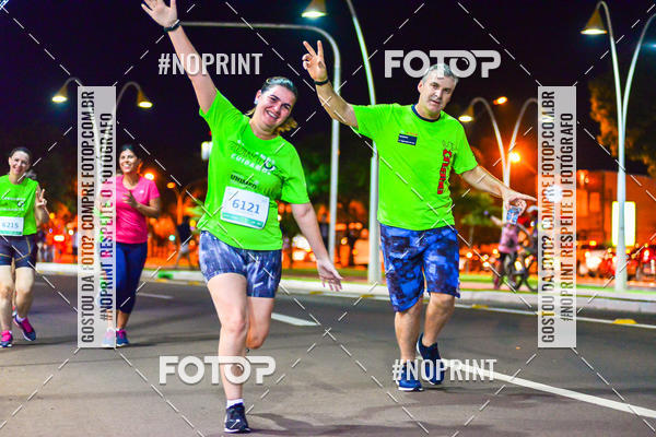 Buy your photos of the event5 Corrida Noturna Unimed Cascavel on Fotop