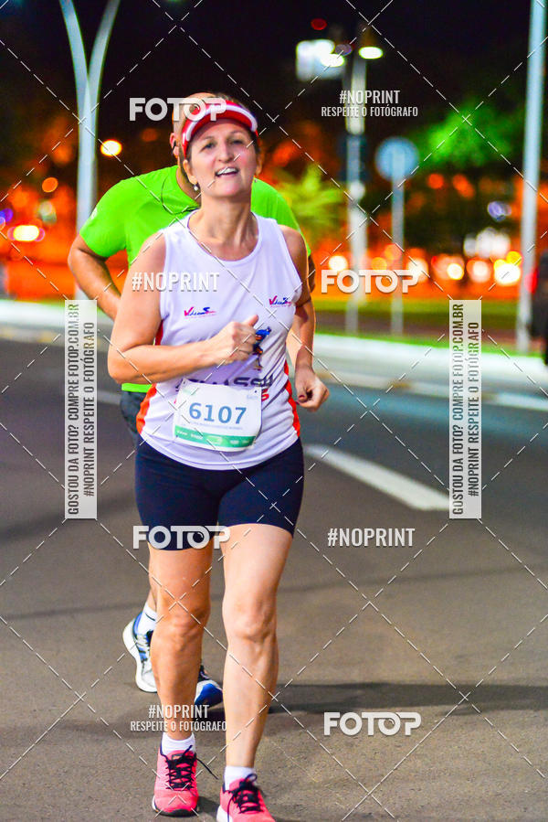 Buy your photos of the event5 Corrida Noturna Unimed Cascavel on Fotop