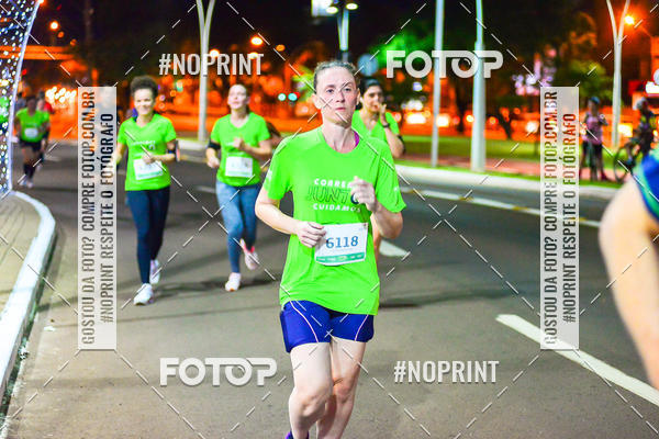 Buy your photos of the event5 Corrida Noturna Unimed Cascavel on Fotop