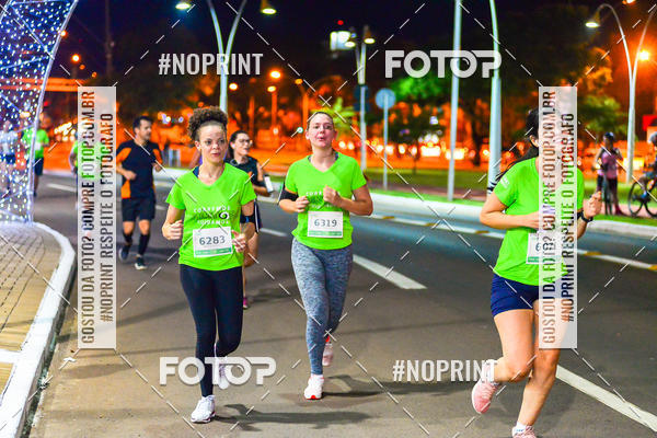 Buy your photos of the event5 Corrida Noturna Unimed Cascavel on Fotop