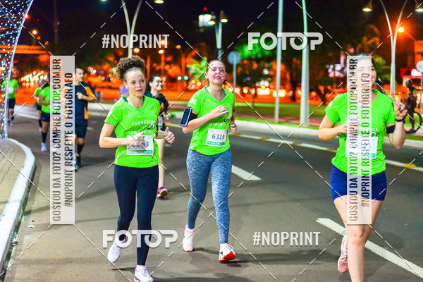 Buy your photos of the event5 Corrida Noturna Unimed Cascavel on Fotop