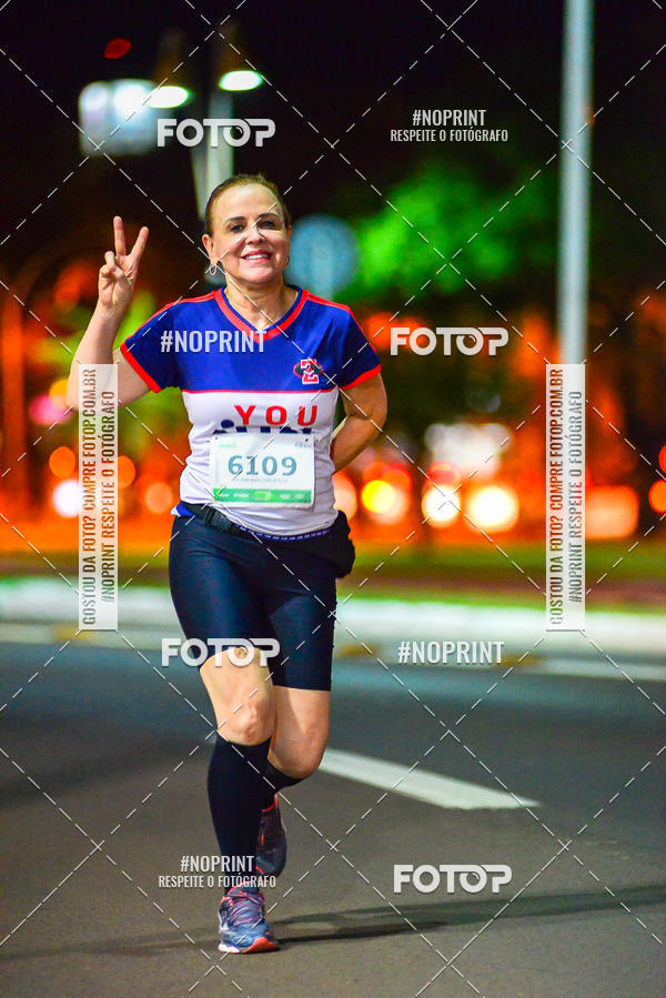 Buy your photos of the event5 Corrida Noturna Unimed Cascavel on Fotop