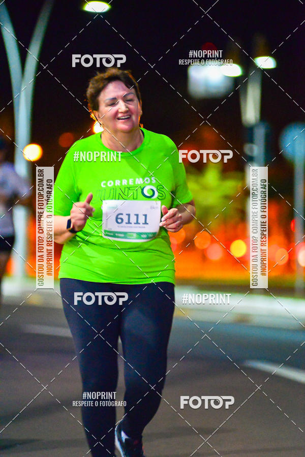 Buy your photos of the event5 Corrida Noturna Unimed Cascavel on Fotop