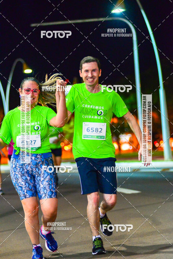 Buy your photos of the event5 Corrida Noturna Unimed Cascavel on Fotop