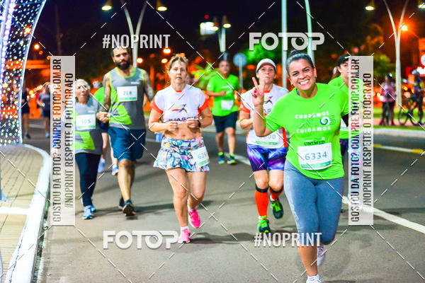 Buy your photos of the event5 Corrida Noturna Unimed Cascavel on Fotop