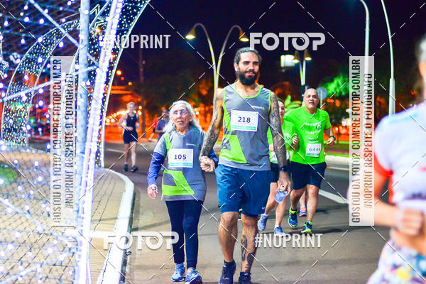 Buy your photos of the event5 Corrida Noturna Unimed Cascavel on Fotop