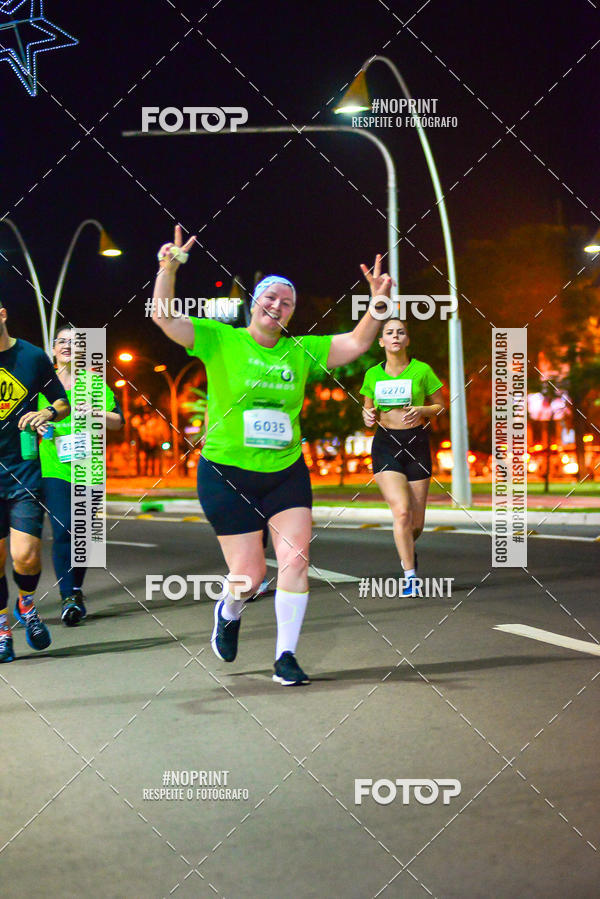Buy your photos of the event5 Corrida Noturna Unimed Cascavel on Fotop