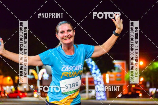 Buy your photos of the event5 Corrida Noturna Unimed Cascavel on Fotop