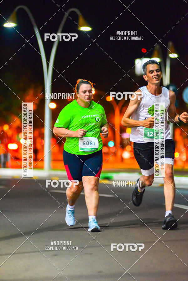 Buy your photos of the event5 Corrida Noturna Unimed Cascavel on Fotop