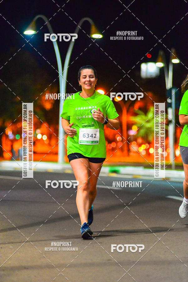 Buy your photos of the event5 Corrida Noturna Unimed Cascavel on Fotop