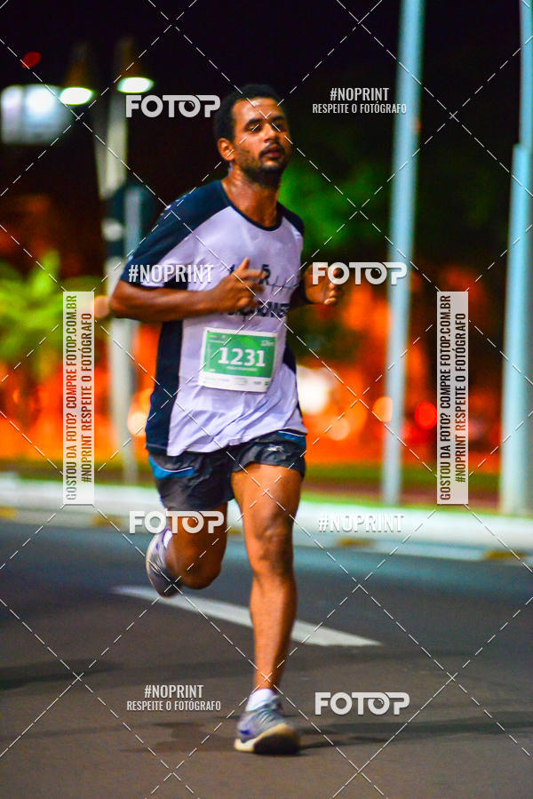 Buy your photos of the event5 Corrida Noturna Unimed Cascavel on Fotop