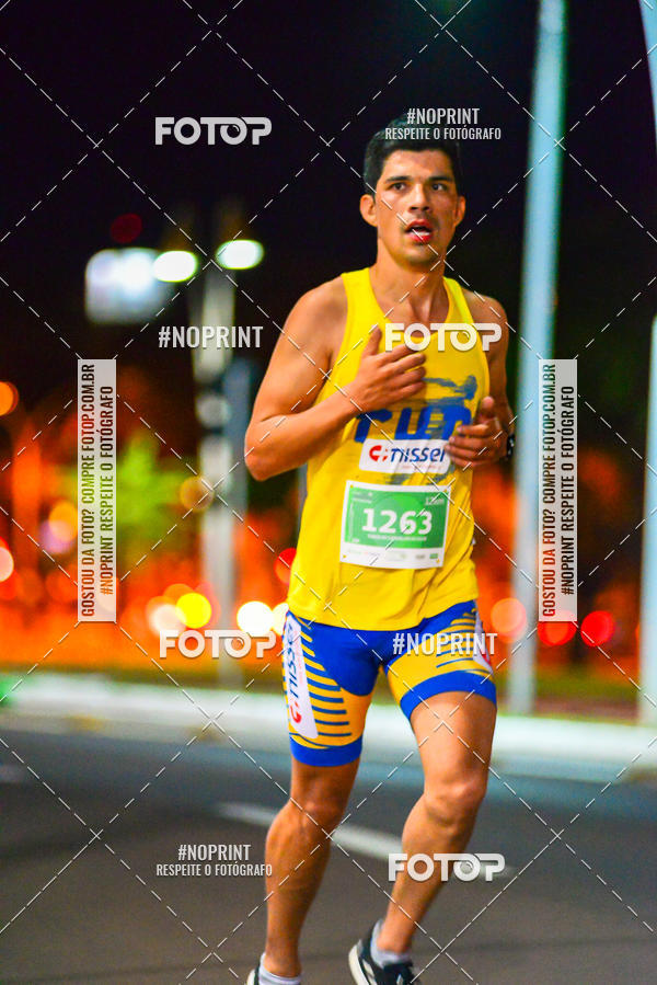Buy your photos of the event5 Corrida Noturna Unimed Cascavel on Fotop