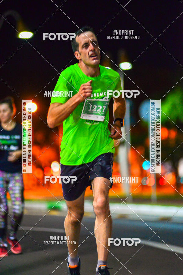 Buy your photos of the event5 Corrida Noturna Unimed Cascavel on Fotop