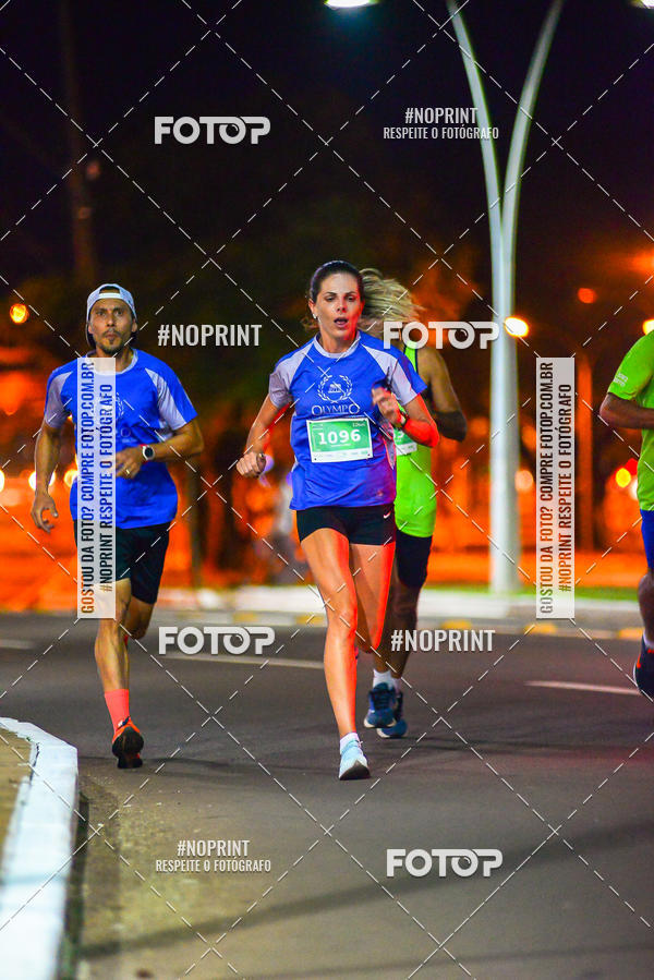 Buy your photos of the event5 Corrida Noturna Unimed Cascavel on Fotop