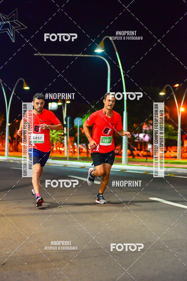 Buy your photos of the event5 Corrida Noturna Unimed Cascavel on Fotop