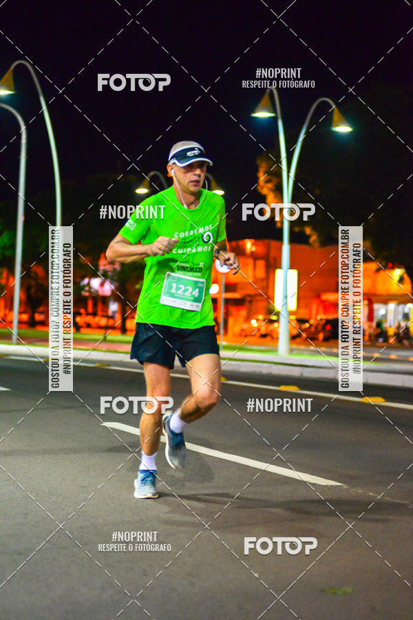 Buy your photos of the event5 Corrida Noturna Unimed Cascavel on Fotop