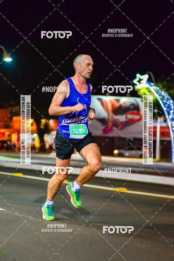 Buy your photos of the event5 Corrida Noturna Unimed Cascavel on Fotop
