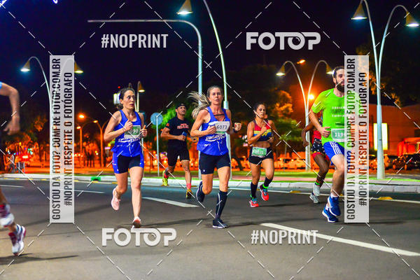 Buy your photos of the event5 Corrida Noturna Unimed Cascavel on Fotop