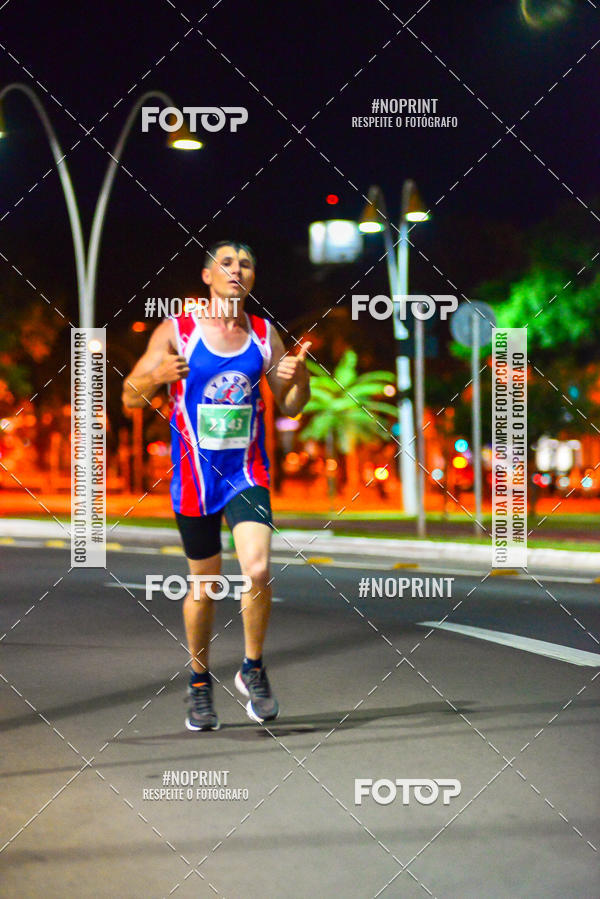 Buy your photos of the event5 Corrida Noturna Unimed Cascavel on Fotop