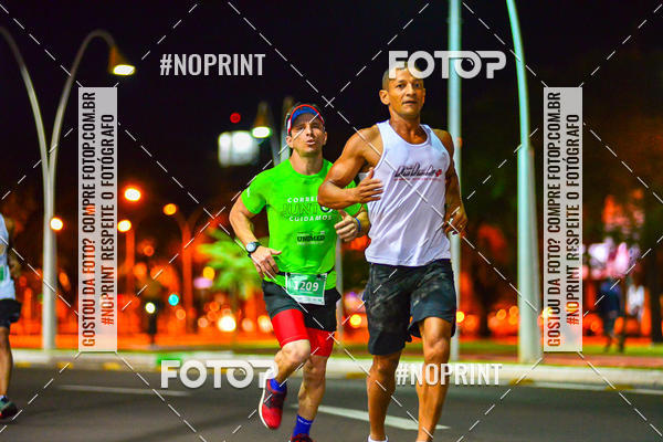 Buy your photos of the event5 Corrida Noturna Unimed Cascavel on Fotop