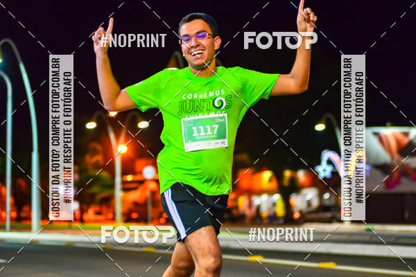 Buy your photos of the event5 Corrida Noturna Unimed Cascavel on Fotop