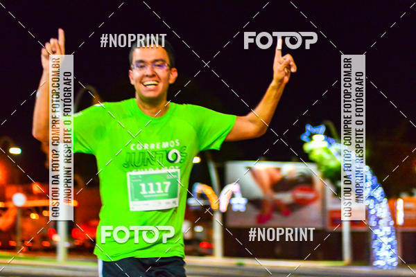 Buy your photos of the event5 Corrida Noturna Unimed Cascavel on Fotop