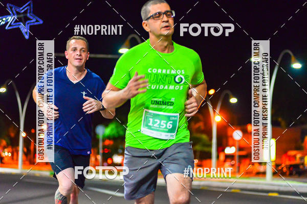 Buy your photos of the event5 Corrida Noturna Unimed Cascavel on Fotop