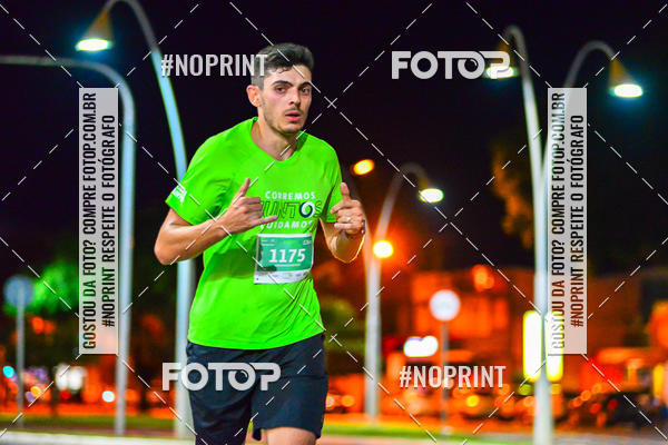 Buy your photos of the event5 Corrida Noturna Unimed Cascavel on Fotop