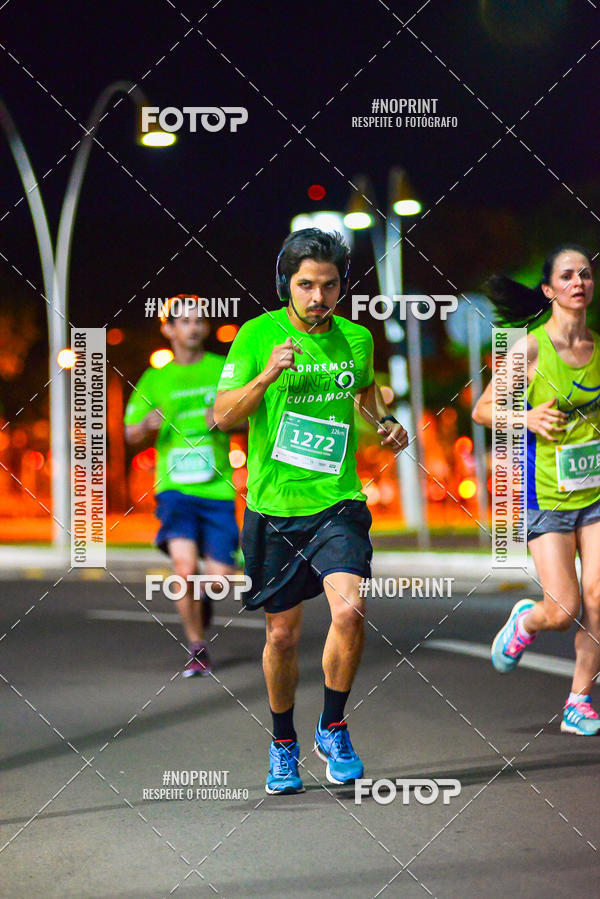 Buy your photos of the event5 Corrida Noturna Unimed Cascavel on Fotop