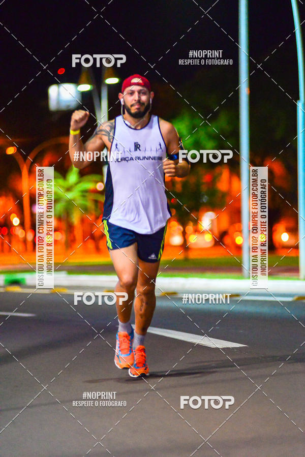 Buy your photos of the event5 Corrida Noturna Unimed Cascavel on Fotop