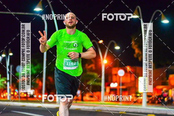 Buy your photos of the event5 Corrida Noturna Unimed Cascavel on Fotop