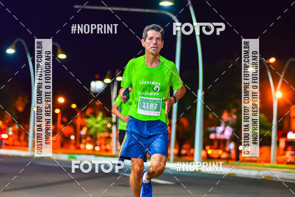 Buy your photos of the event5 Corrida Noturna Unimed Cascavel on Fotop