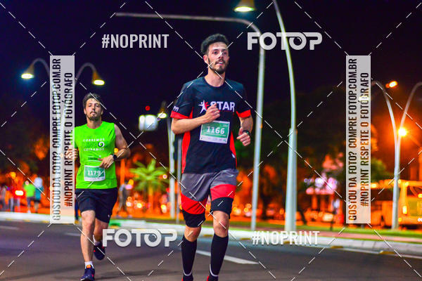 Buy your photos of the event5 Corrida Noturna Unimed Cascavel on Fotop