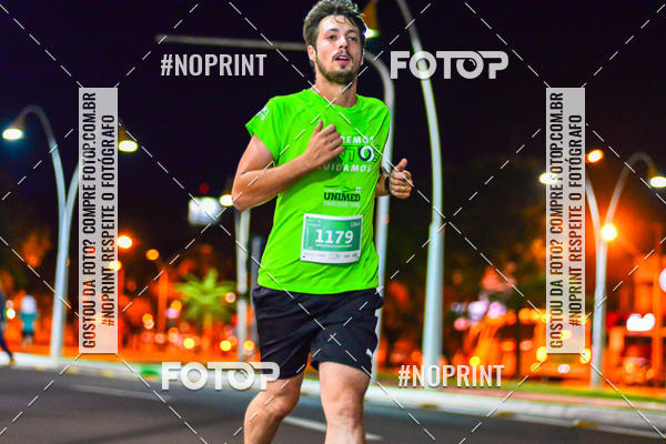 Buy your photos of the event5 Corrida Noturna Unimed Cascavel on Fotop