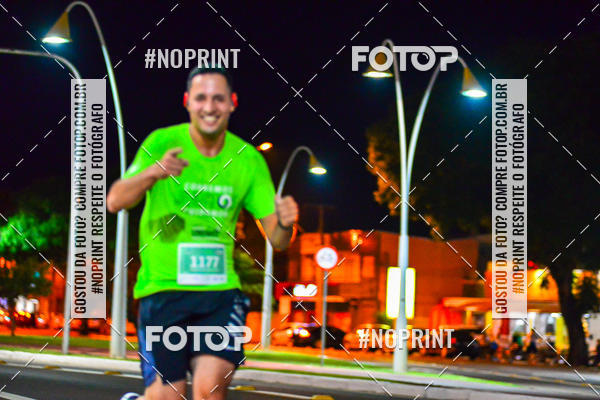 Buy your photos of the event5 Corrida Noturna Unimed Cascavel on Fotop
