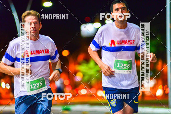 Buy your photos of the event5 Corrida Noturna Unimed Cascavel on Fotop