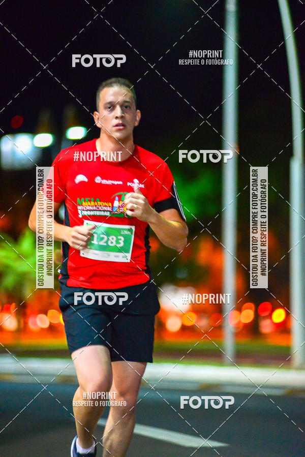 Buy your photos of the event5 Corrida Noturna Unimed Cascavel on Fotop