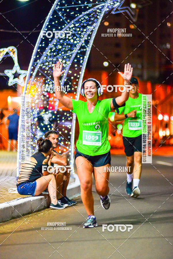 Buy your photos of the event5 Corrida Noturna Unimed Cascavel on Fotop