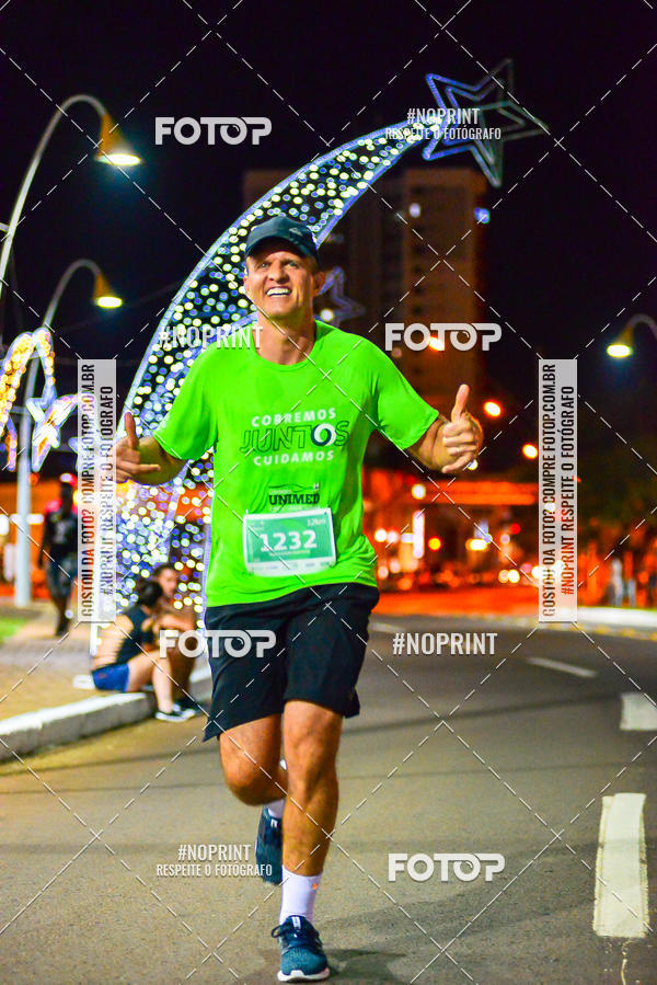 Buy your photos of the event5 Corrida Noturna Unimed Cascavel on Fotop