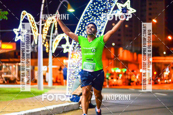 Buy your photos of the event5 Corrida Noturna Unimed Cascavel on Fotop