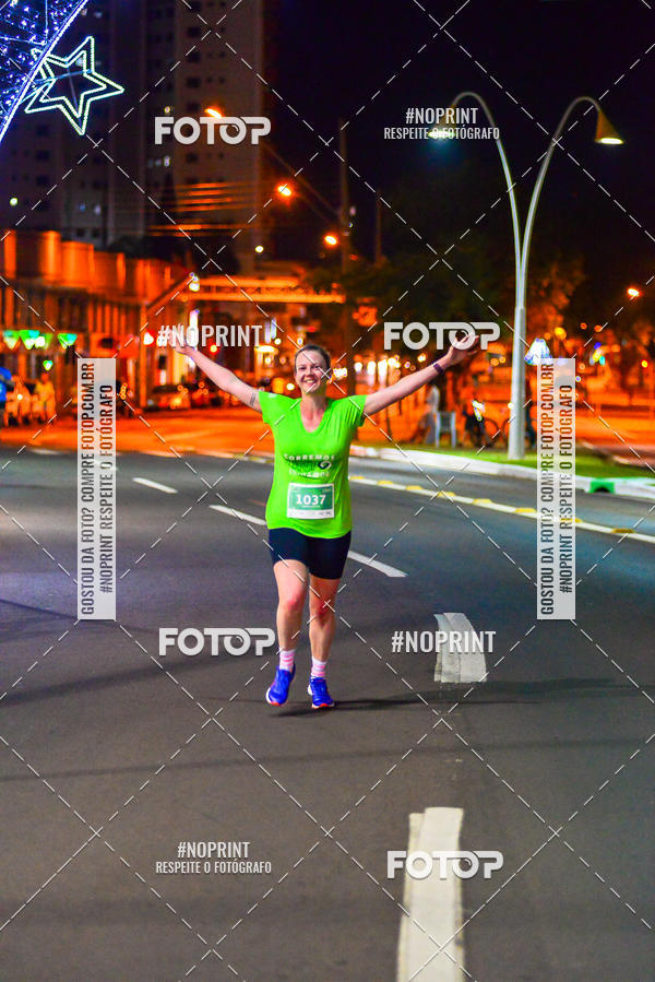 Buy your photos of the event5 Corrida Noturna Unimed Cascavel on Fotop